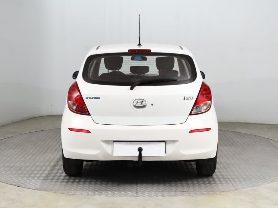 2013 Hyundai i20 - 6