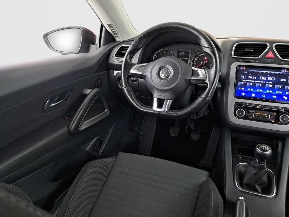 2011 Volkswagen SCIROCCO - 9
