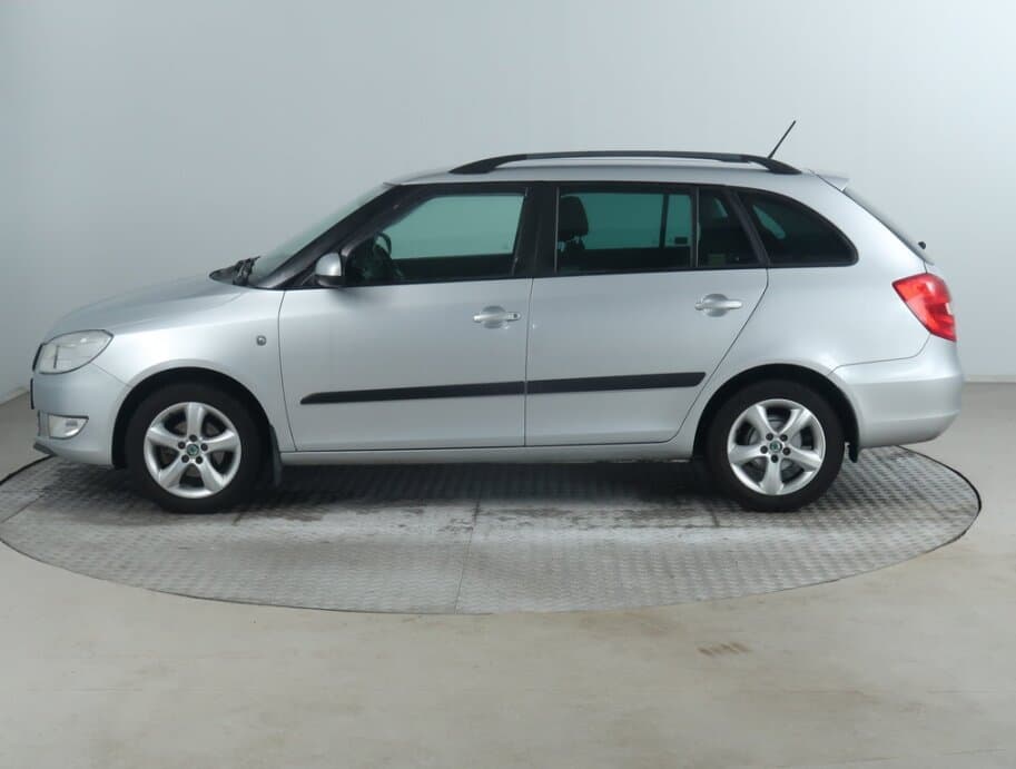 2012 Škoda Fabia - 4