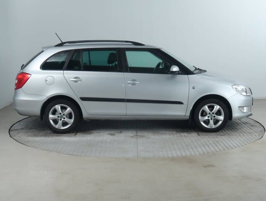 2012 Škoda Fabia - 8