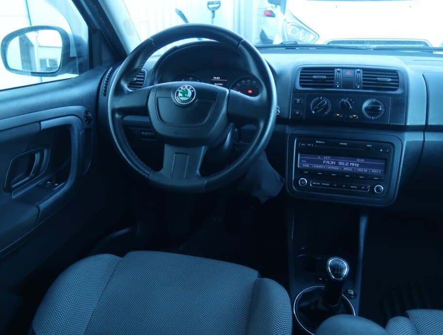 2012 Škoda Fabia - 9