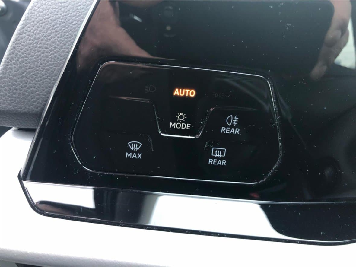 2022 Volkswagen Golf - 14