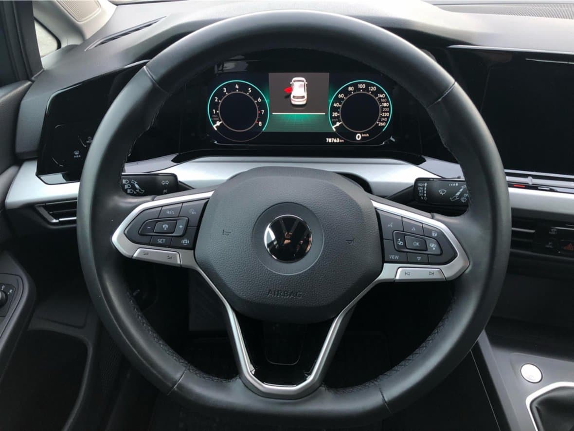 2022 Volkswagen Golf - 15