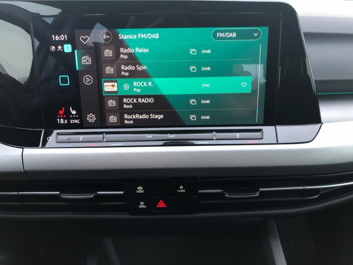 2022 Volkswagen Golf - 17