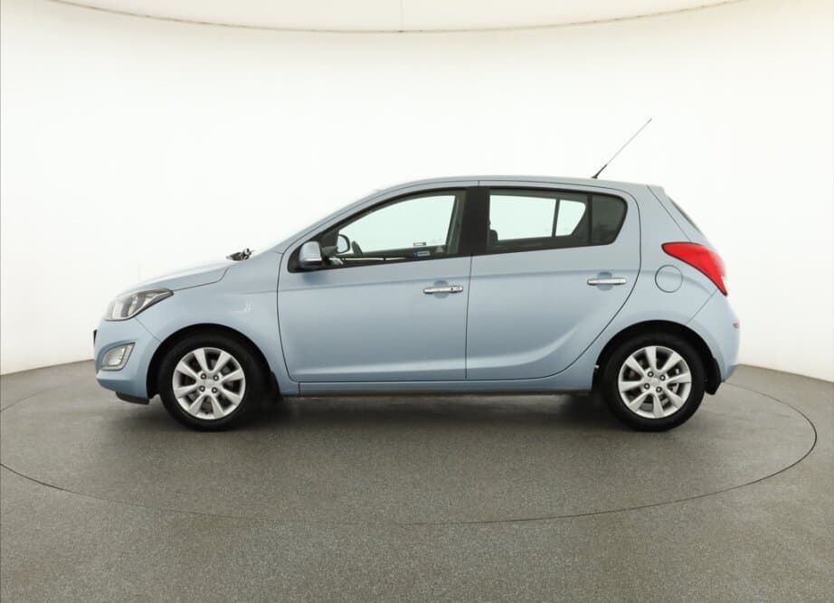 2012 Hyundai i20 - 7