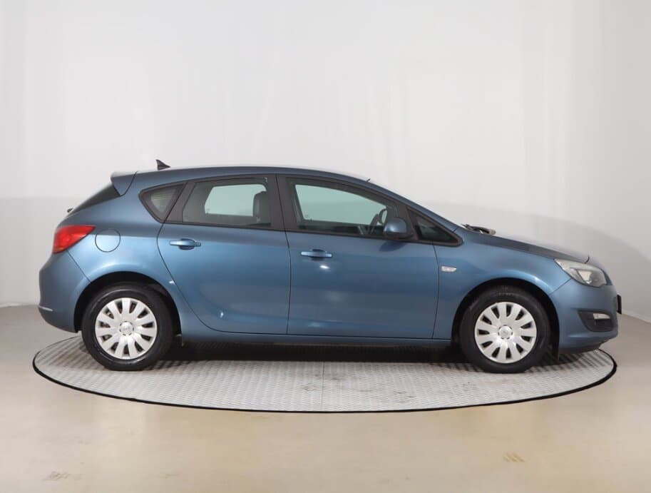 2014 Opel ASTRA - 8