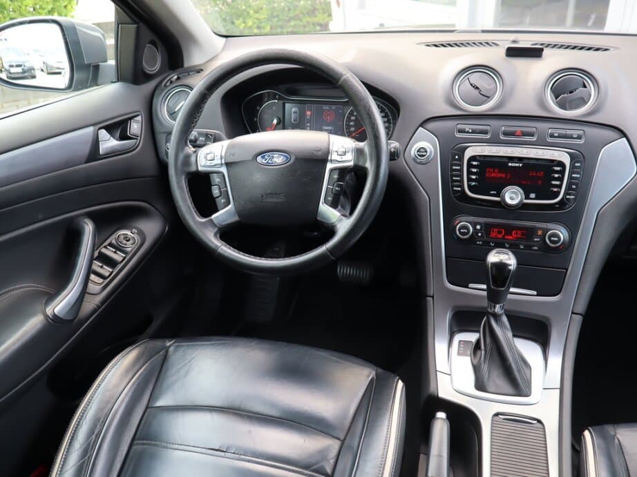 2012 Ford MONDEO - 9