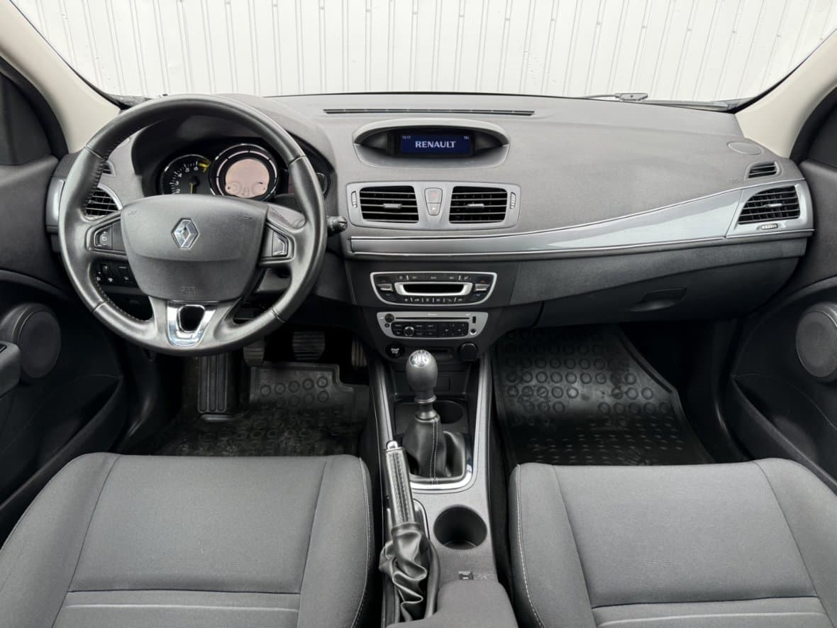 2016 Renault MEGANE - 8
