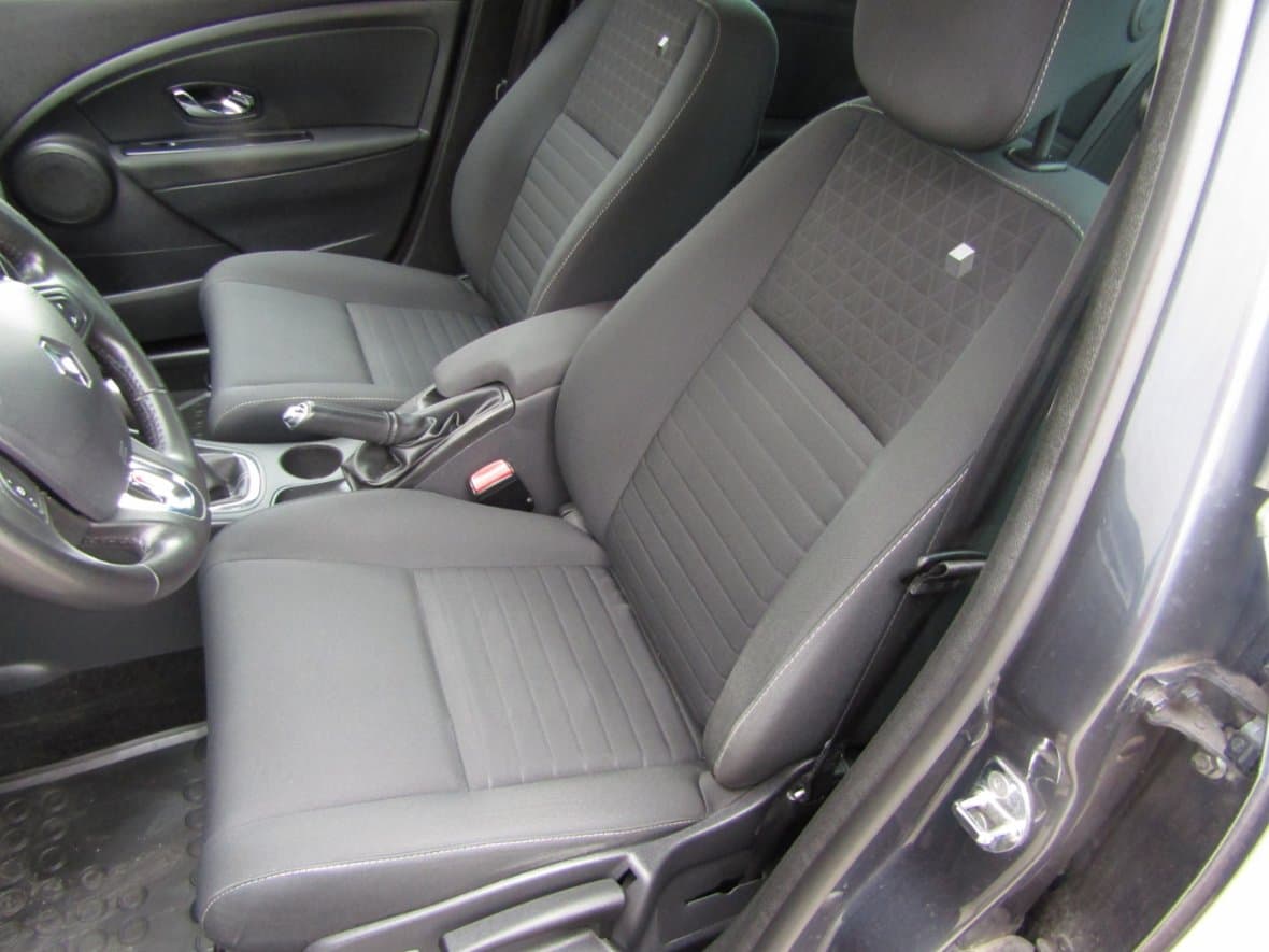2016 Renault MEGANE - 9