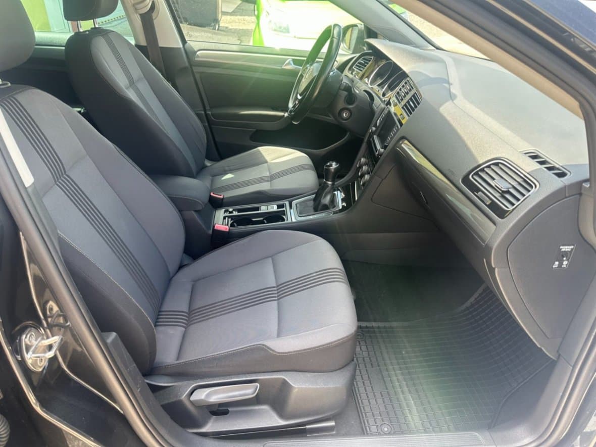 2016 Volkswagen GOLF - 35