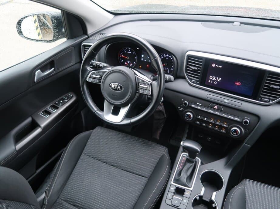 2021 Kia SPORTAGE - 9
