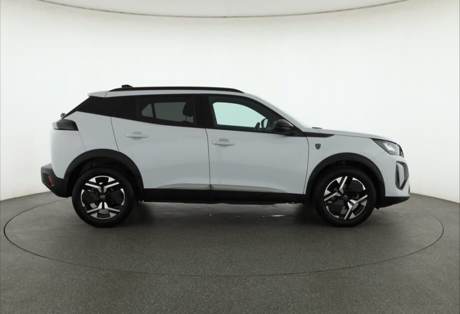 2024 Peugeot 2008 - 8