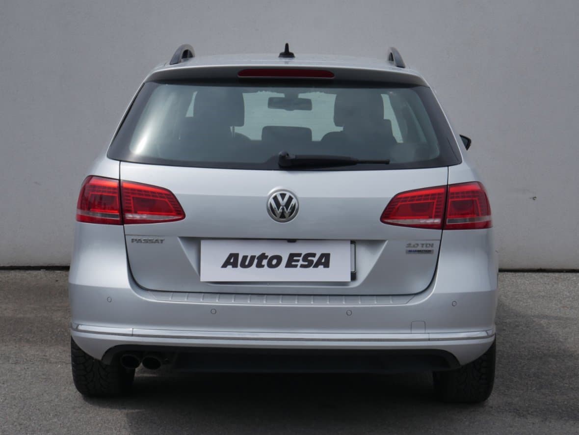 2013 Volkswagen PASSAT - 5
