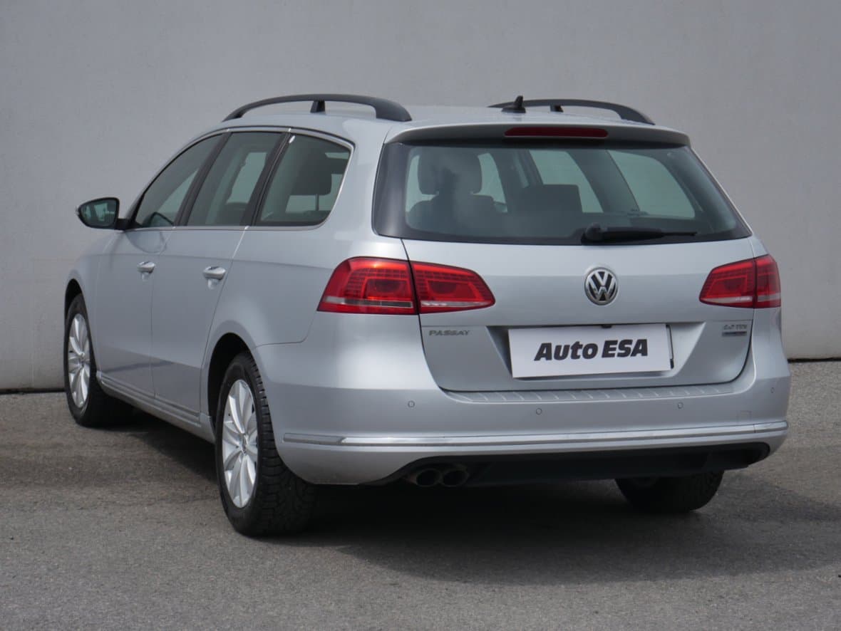 2013 Volkswagen PASSAT - 6