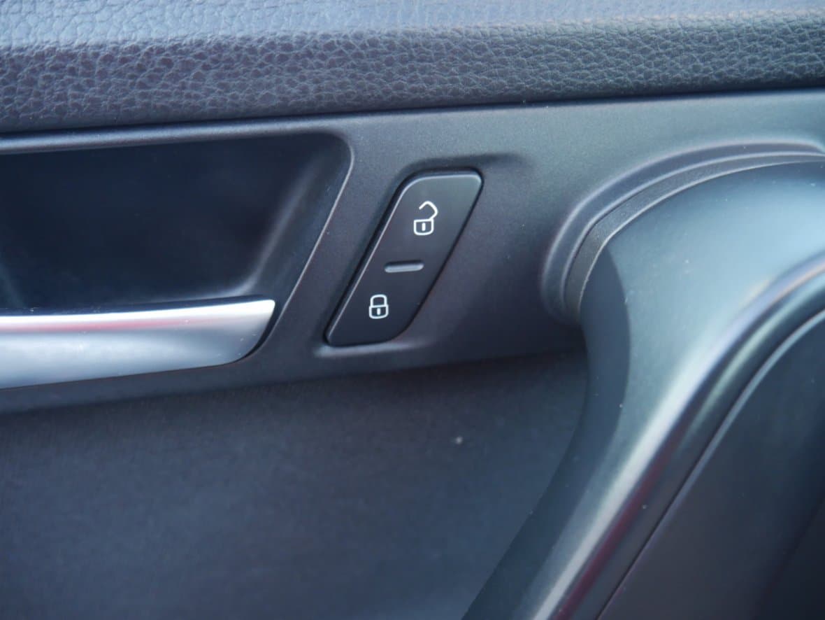 2013 Volkswagen PASSAT - 14