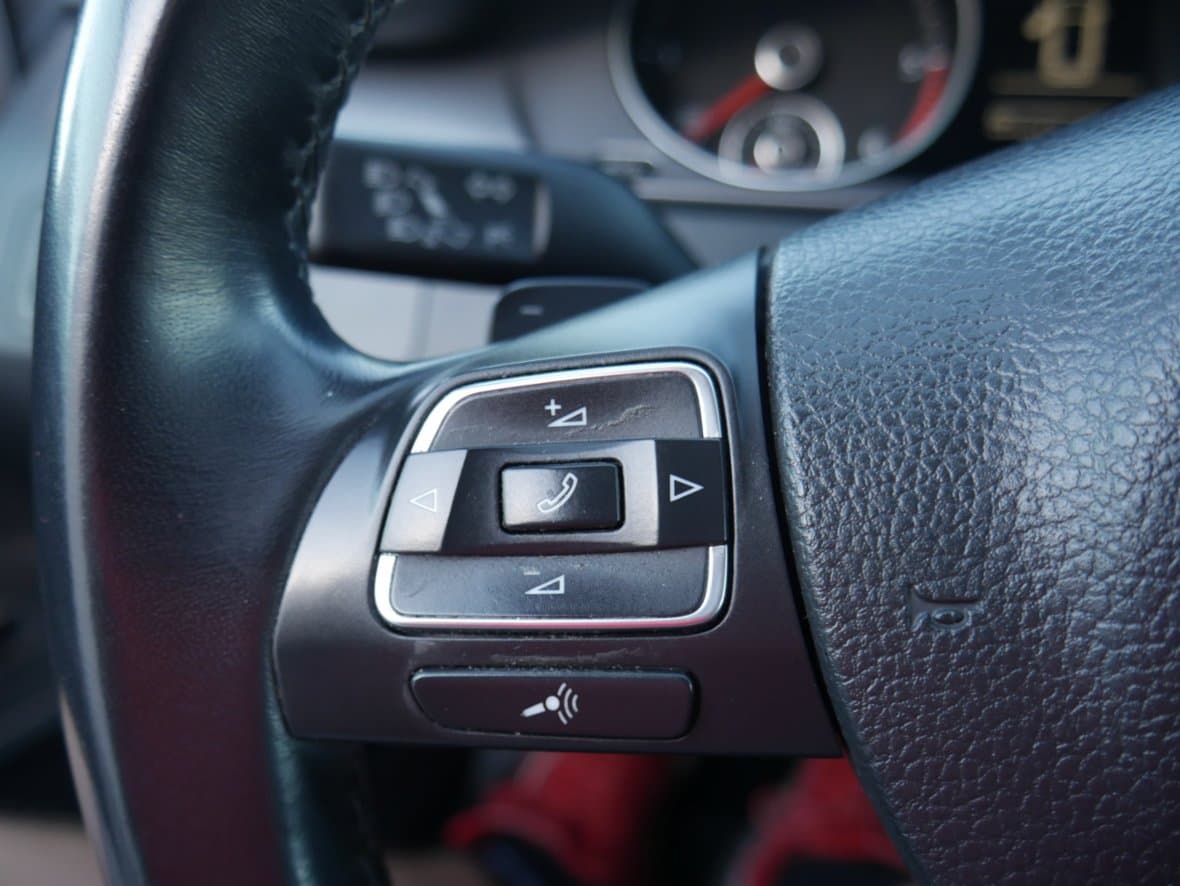 2013 Volkswagen PASSAT - 17