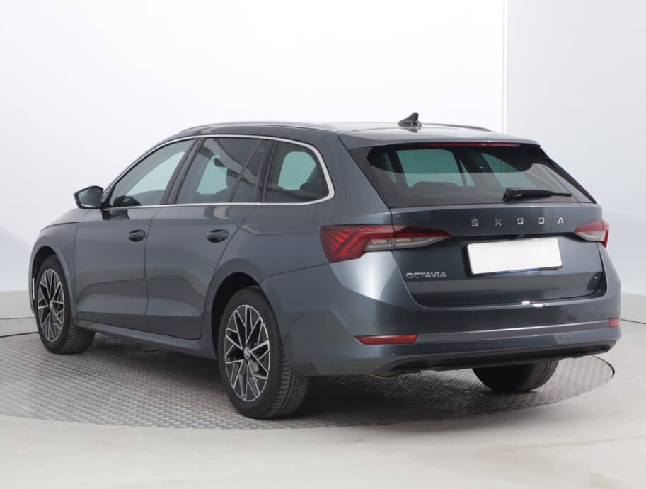 2022 Škoda OCTAVIA - 5