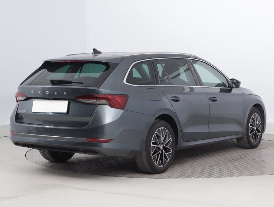 2022 Škoda OCTAVIA - 7
