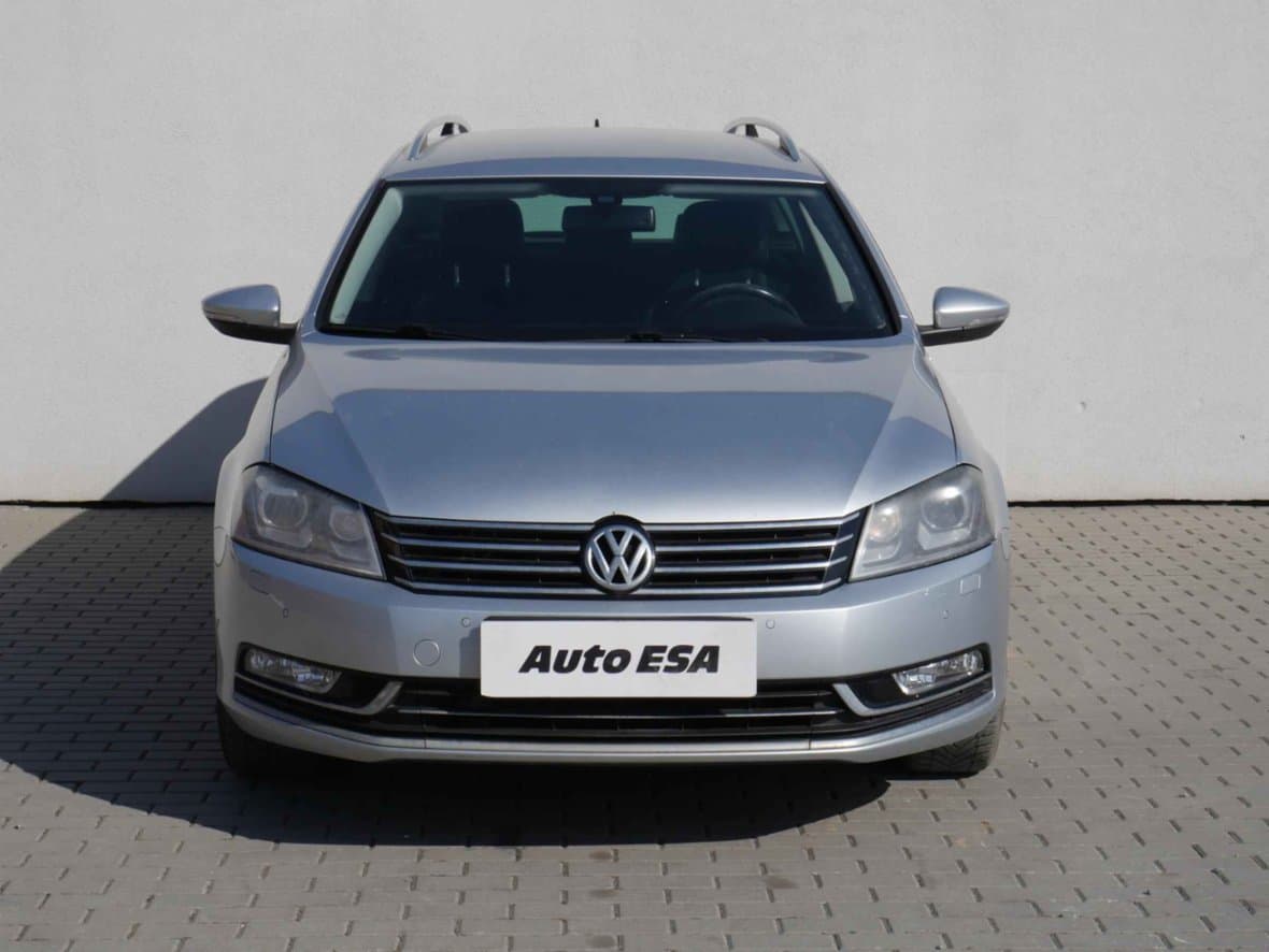 2012 Volkswagen PASSAT - 2