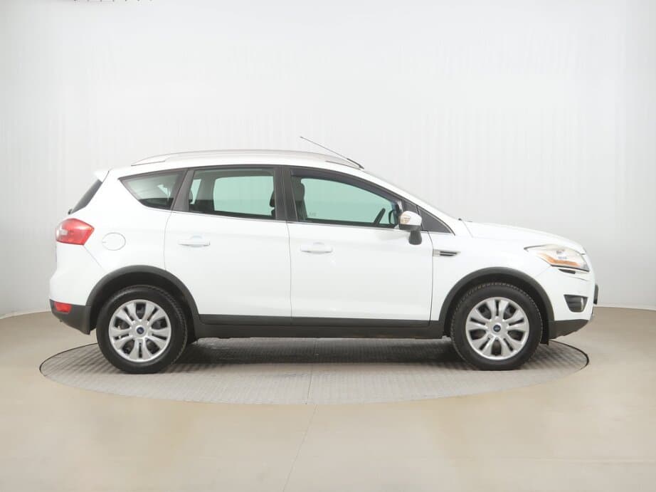2009 Ford KUGA - 8