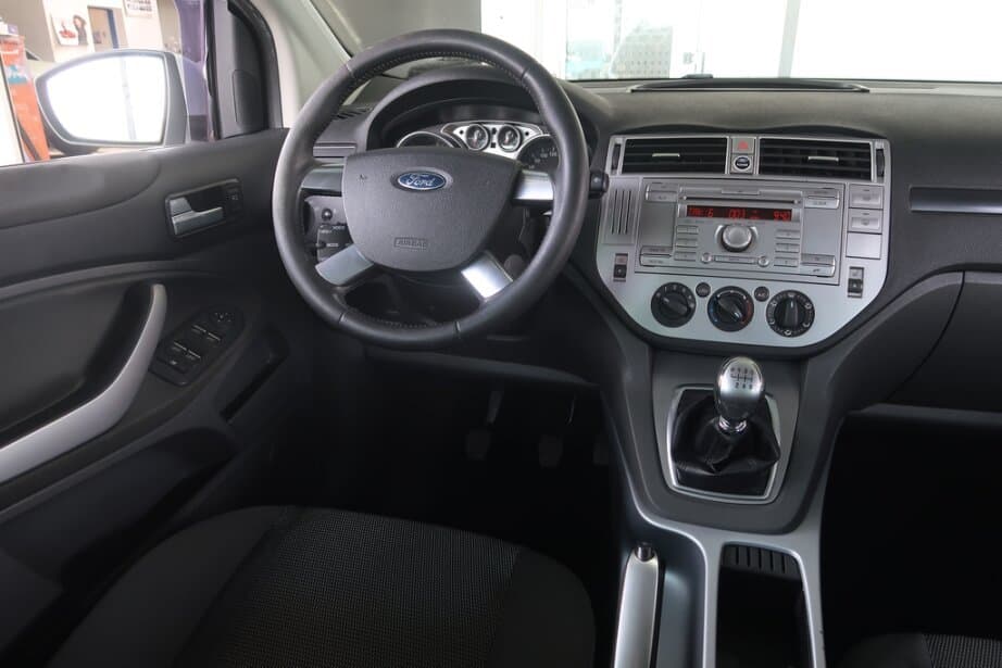 2009 Ford KUGA - 9