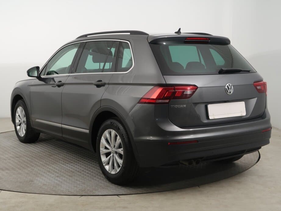 2019 Volkswagen TIGUAN - 5
