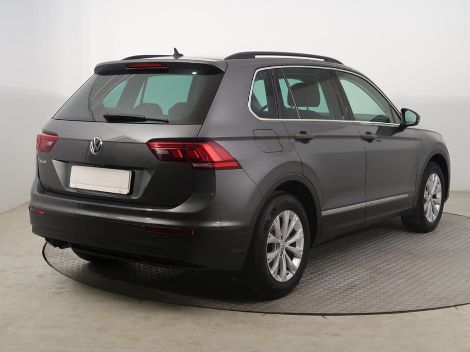 2019 Volkswagen TIGUAN - 7