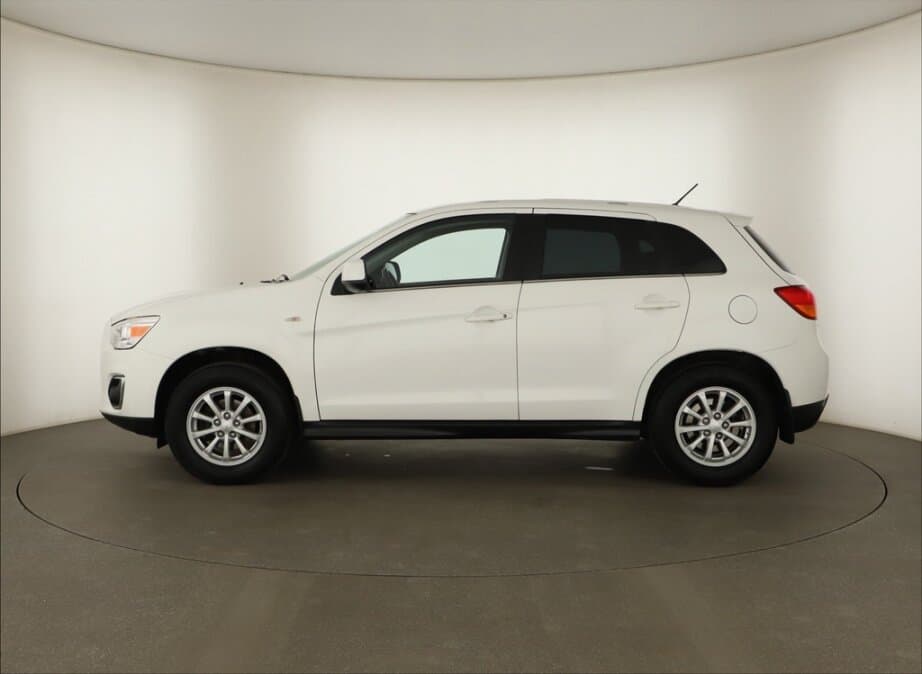2016 Mitsubishi ASX - 4