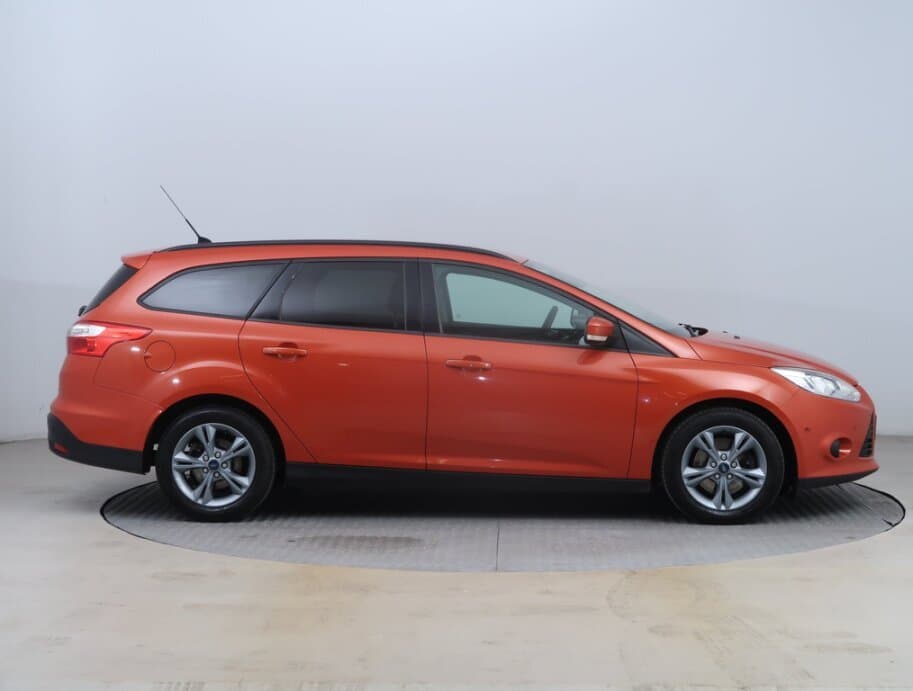 2012 Ford FOCUS - 8