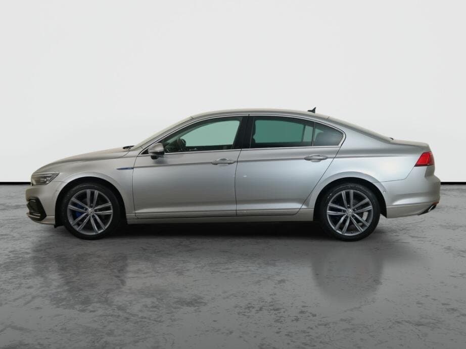 2020 Volkswagen PASSAT - 4