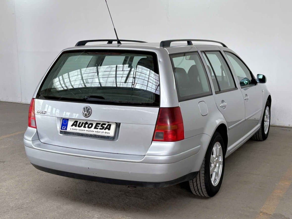 2002 Volkswagen GOLF - 4