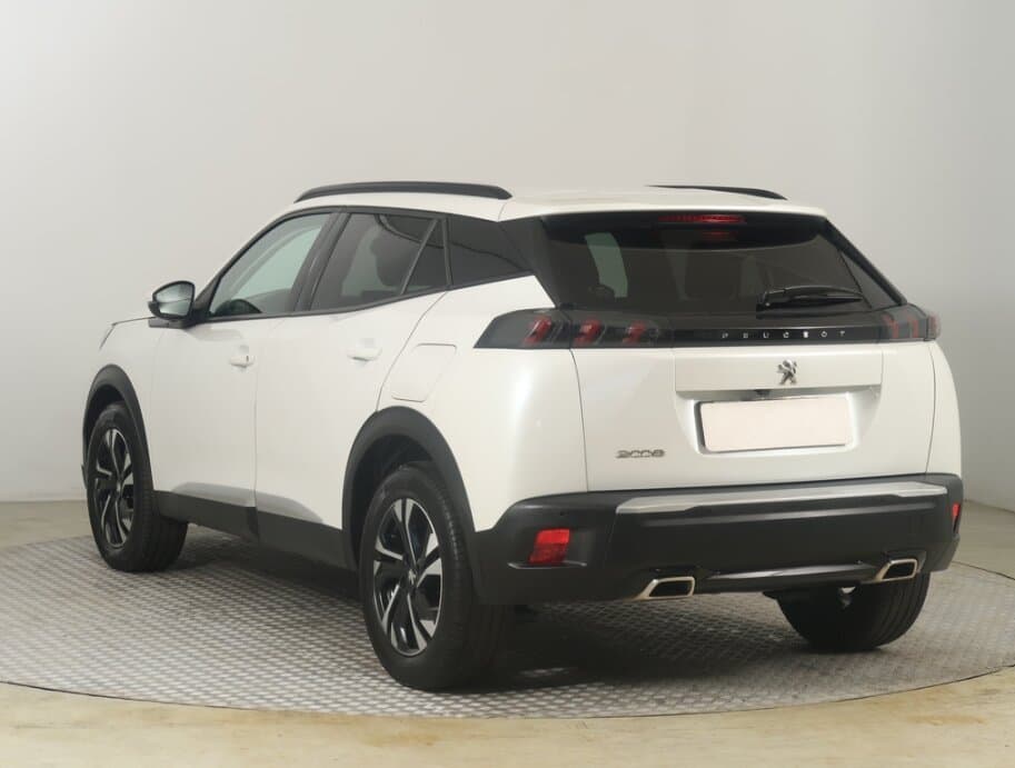 2021 Peugeot 2008 - 5