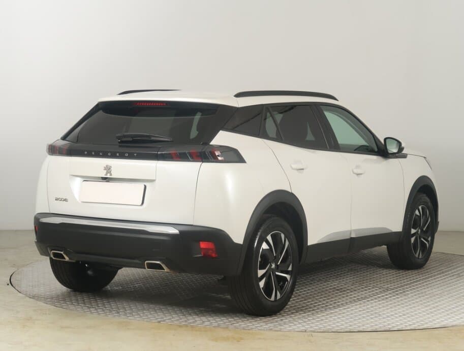 2021 Peugeot 2008 - 7
