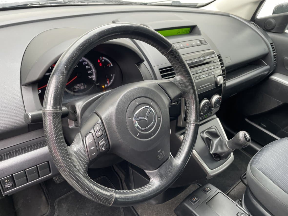2010 Mazda 5 - 11