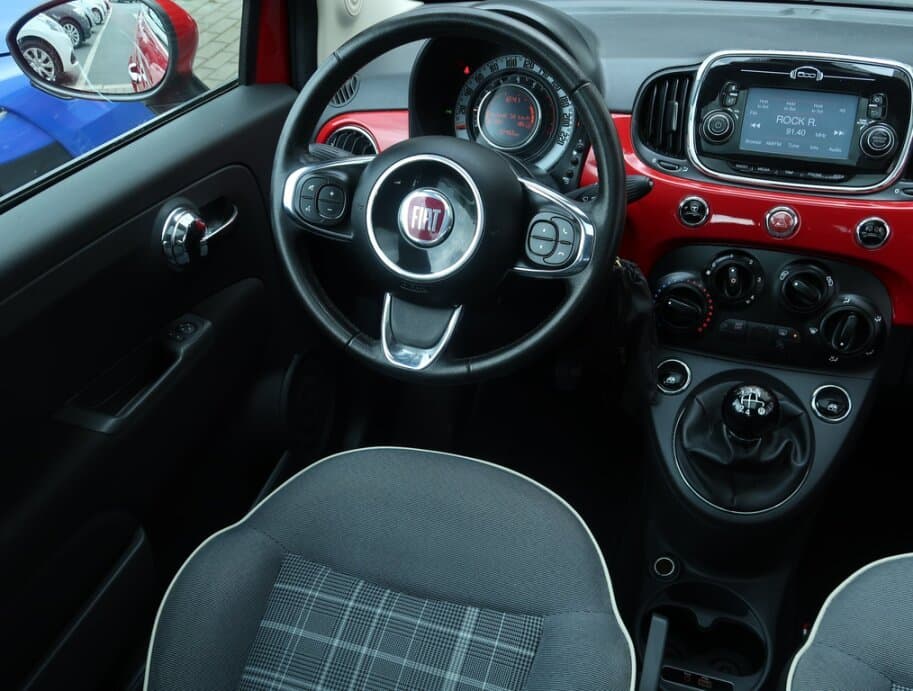 2015 Fiat 500 - 9