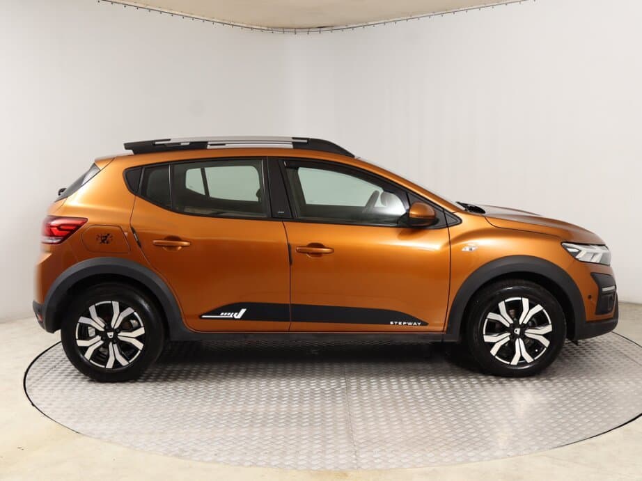 2022 Dacia SANDERO - 8