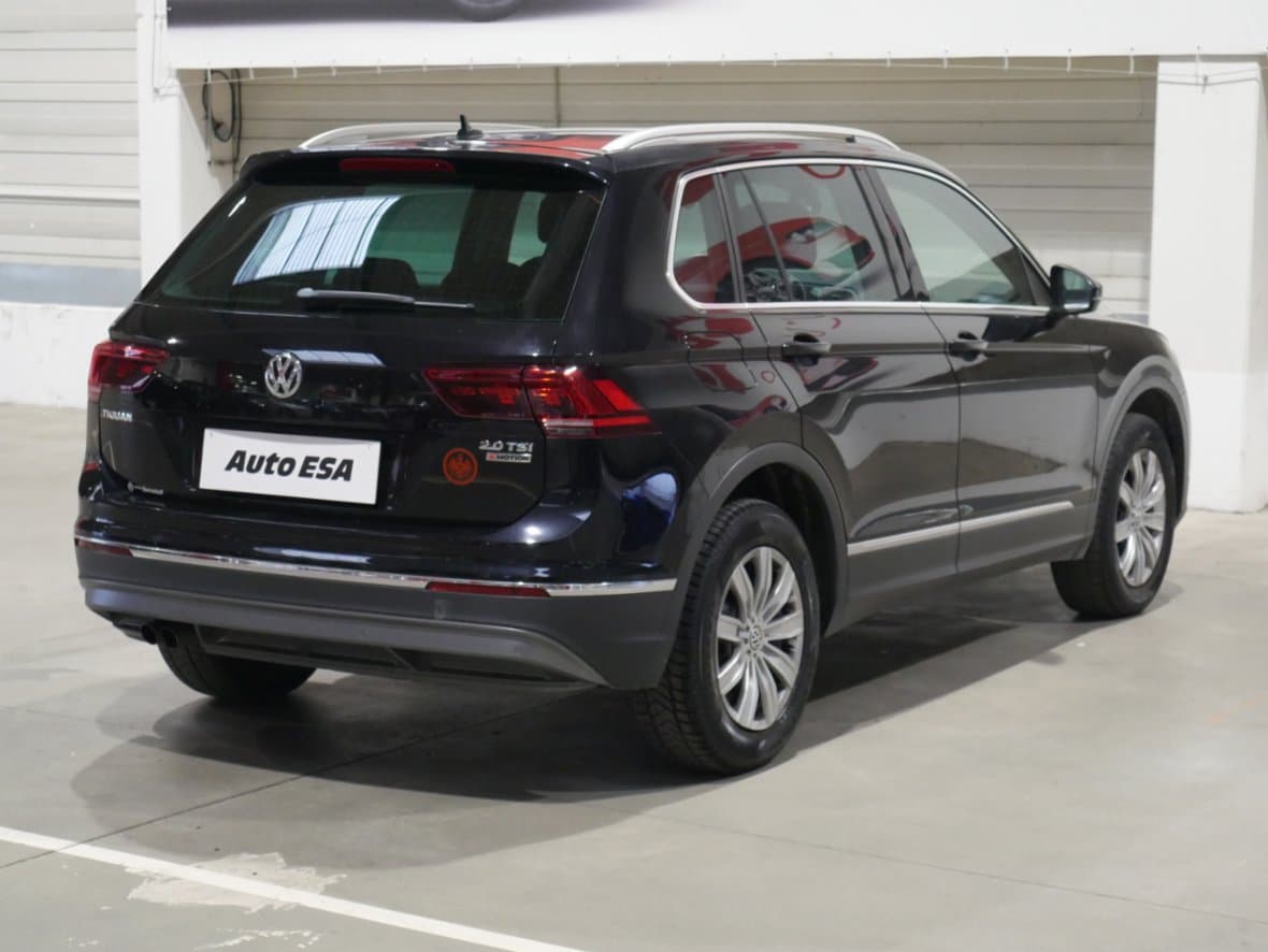2017 Volkswagen TIGUAN - 4