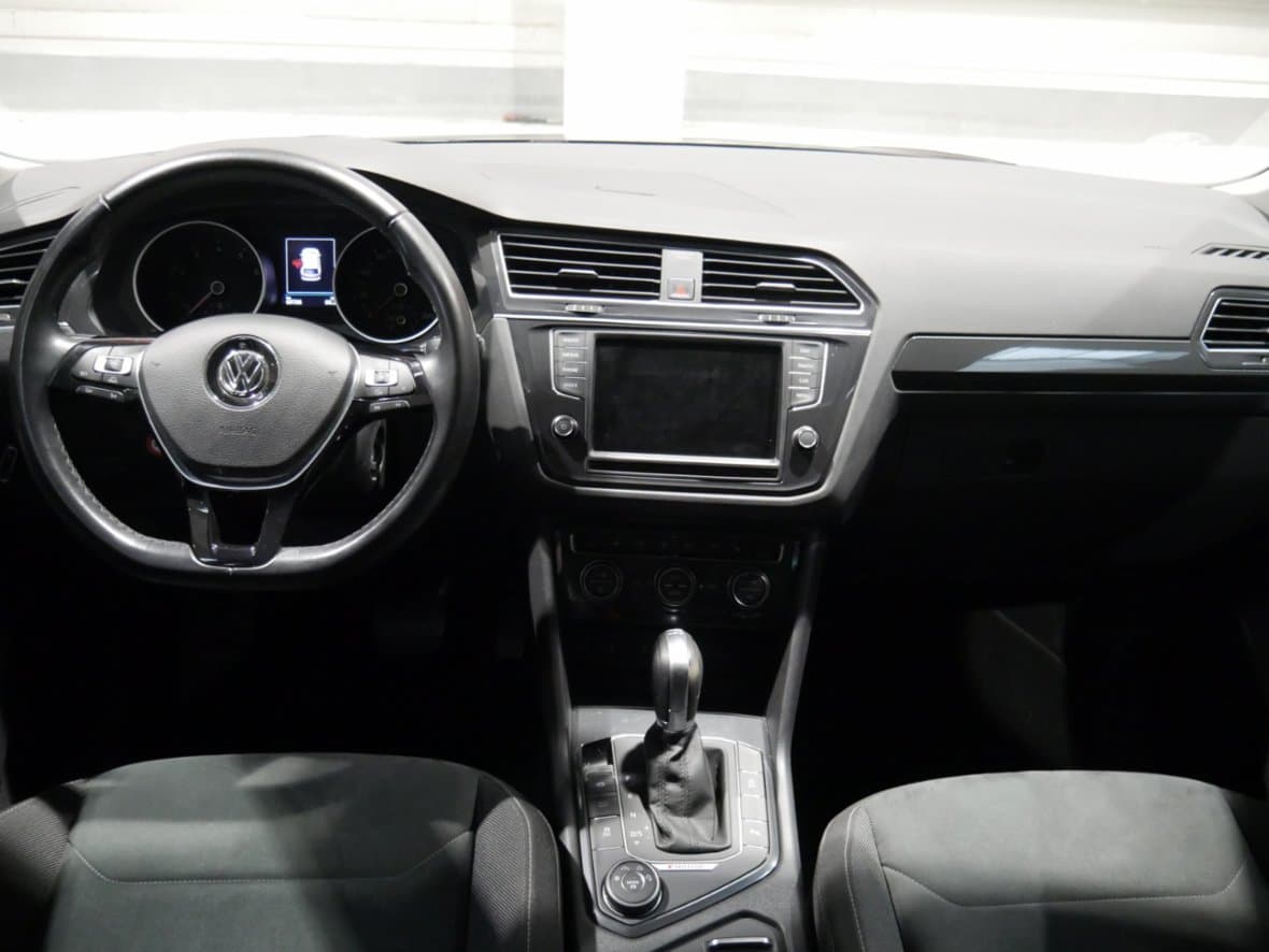 2017 Volkswagen TIGUAN - 8