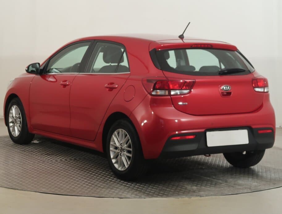 2019 Kia RIO - 5