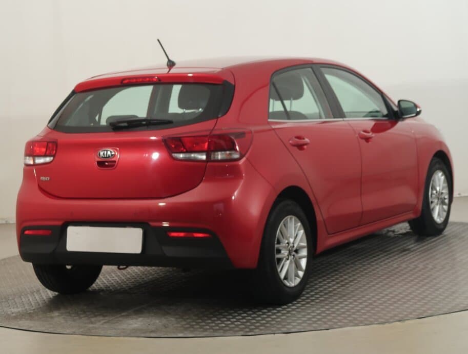 2019 Kia RIO - 7