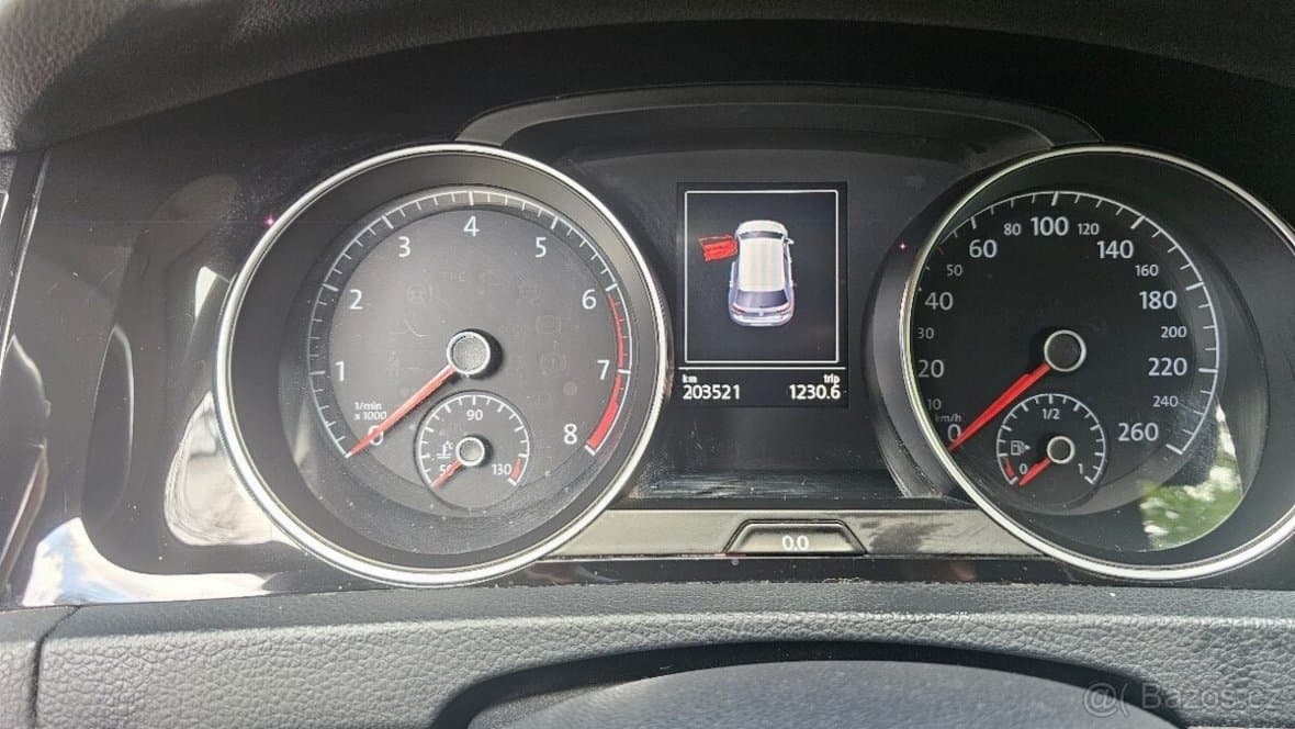Volkswagen GOLF - 11