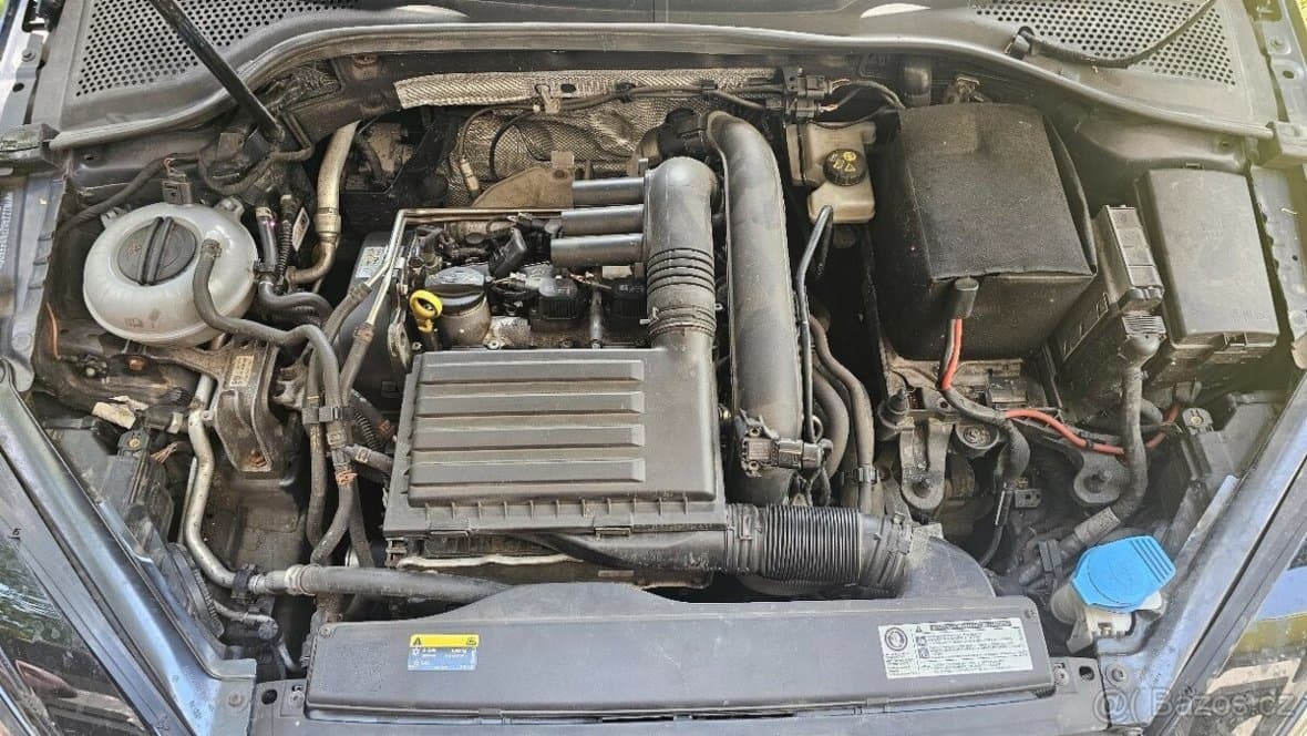 Volkswagen GOLF - 16