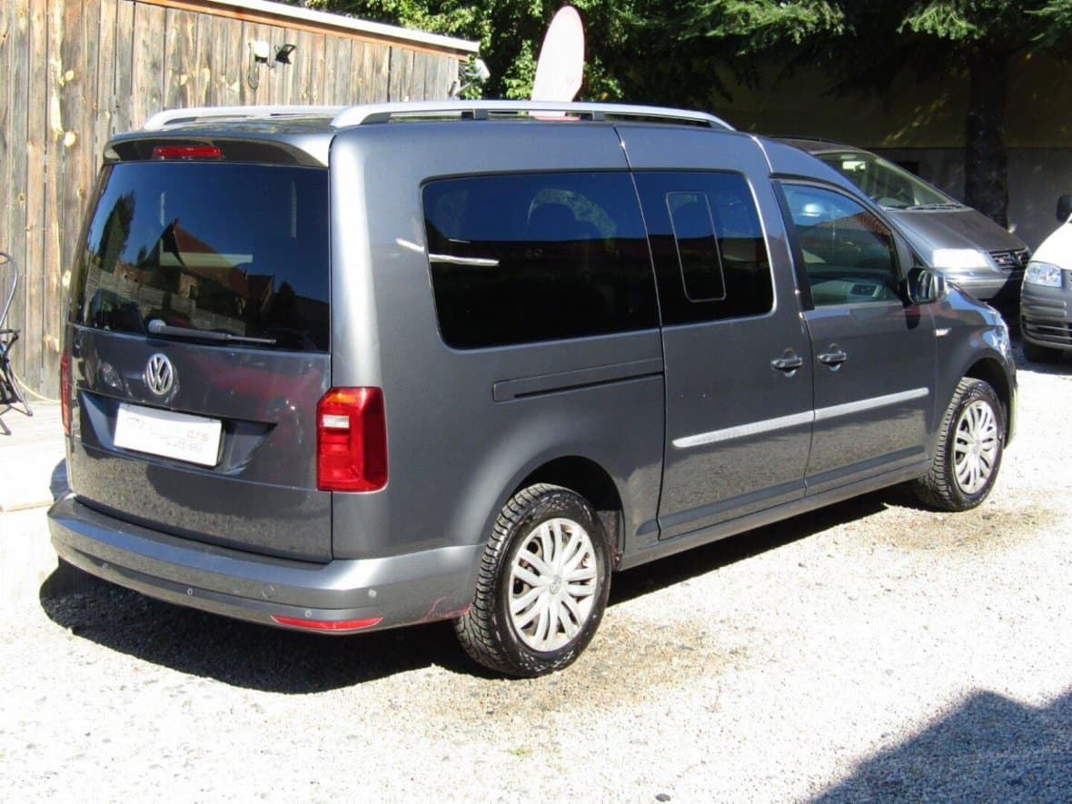 2016 Volkswagen Caddy - 11