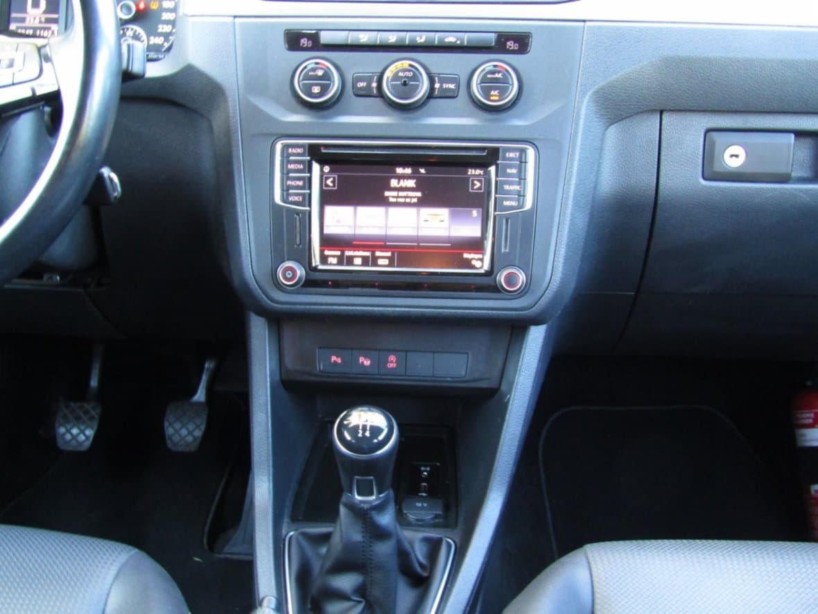 2016 Volkswagen Caddy - 17