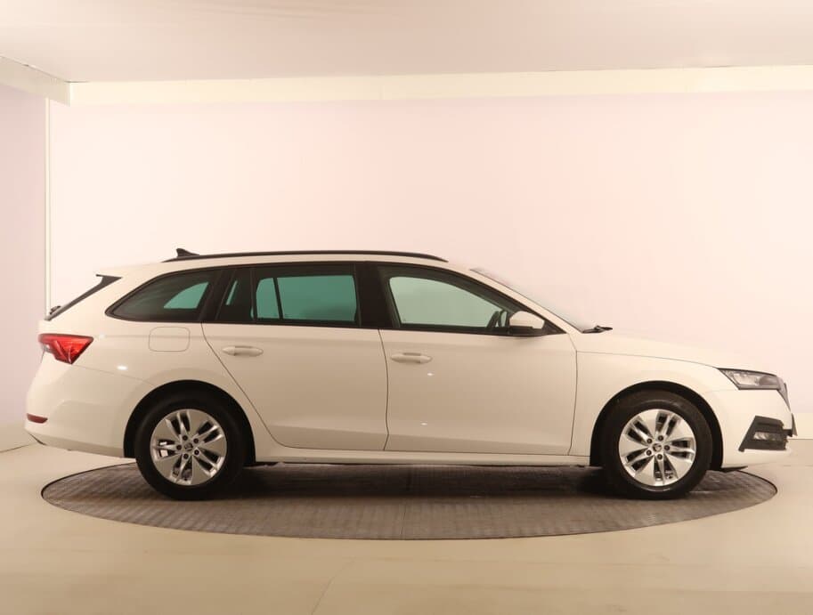 2023 Škoda OCTAVIA - 8