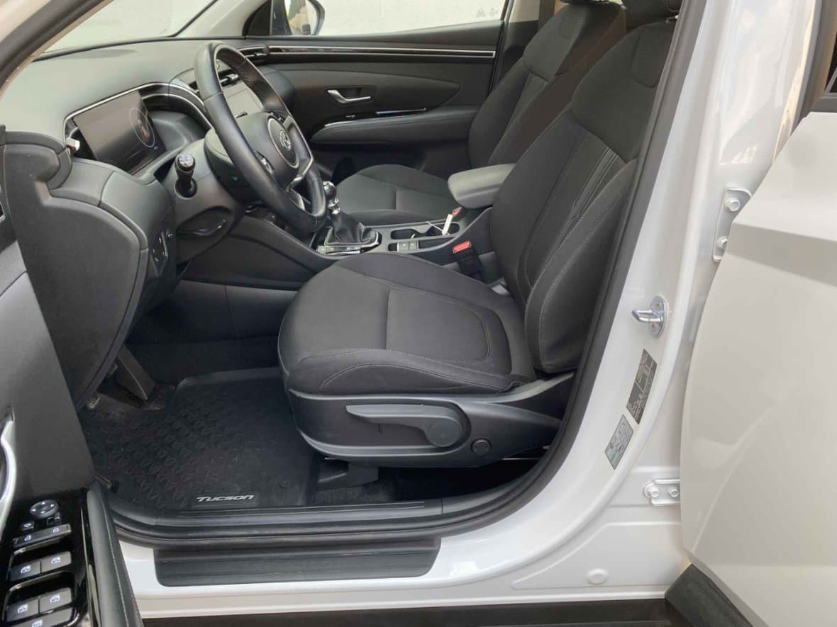 2023 Hyundai TUCSON - 9