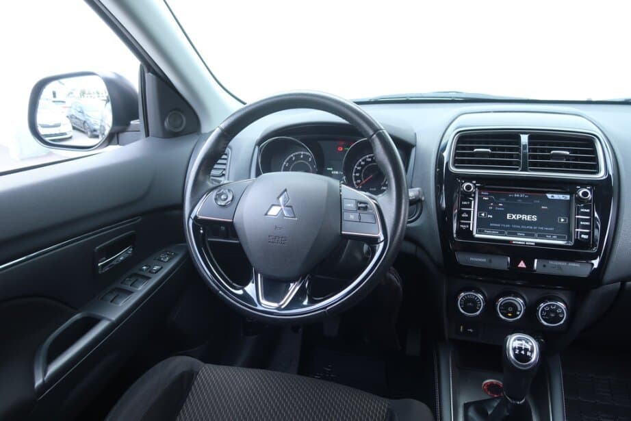 2018 Mitsubishi ASX - 9