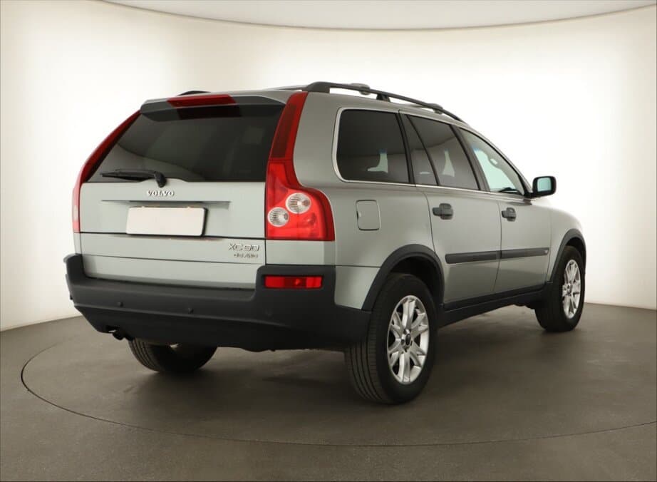 2004 Volvo XC90 - 7
