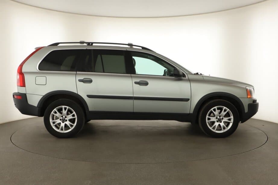 2004 Volvo XC90 - 8