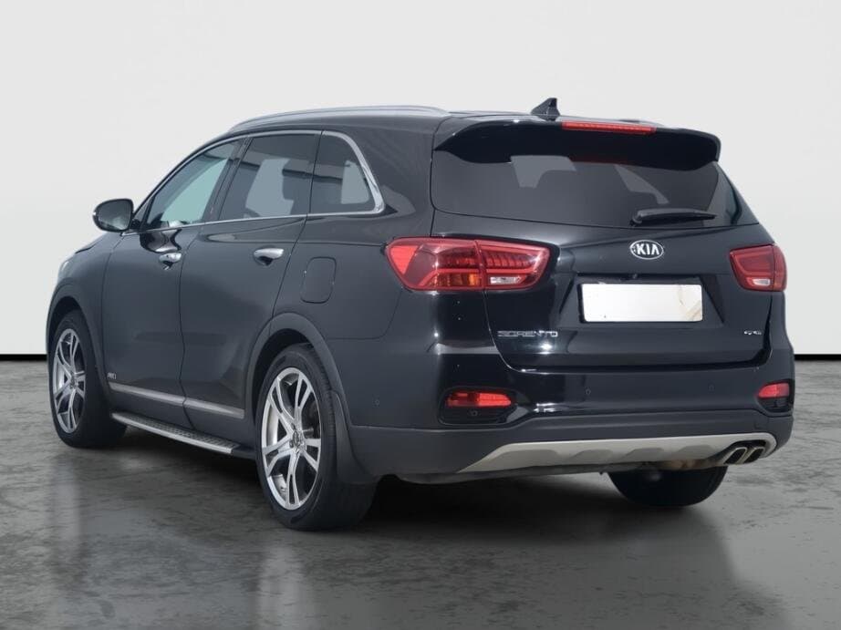 2019 Kia SORENTO - 5